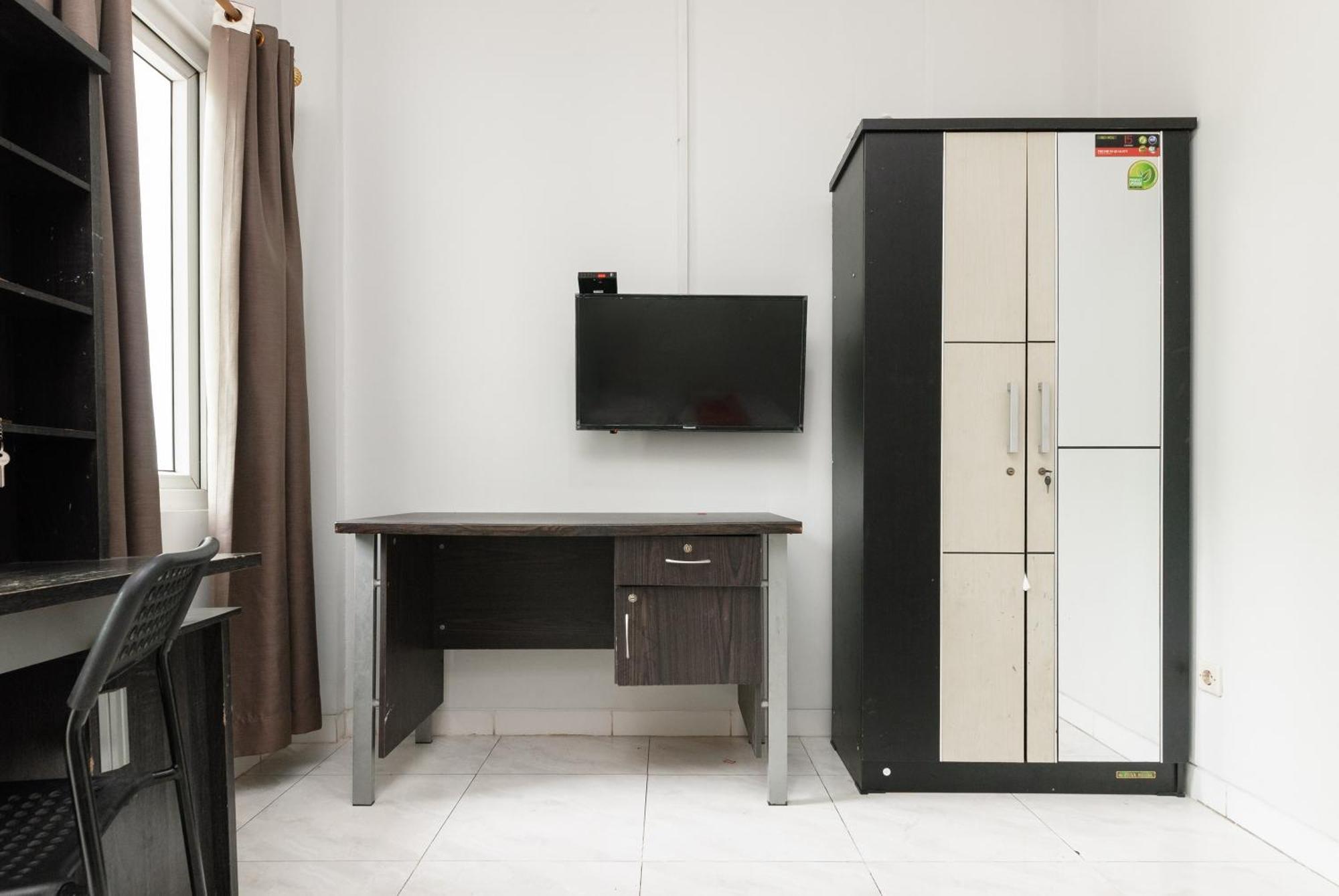 Reddoorz Near Mandaya Royal Hospital Puri Hotell Tangerang Exteriör bild